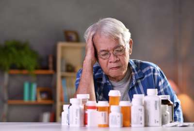 Quiz 5: man struggles with his chronic condition over too many confusing pill bottles seeking medication management from a private doctor